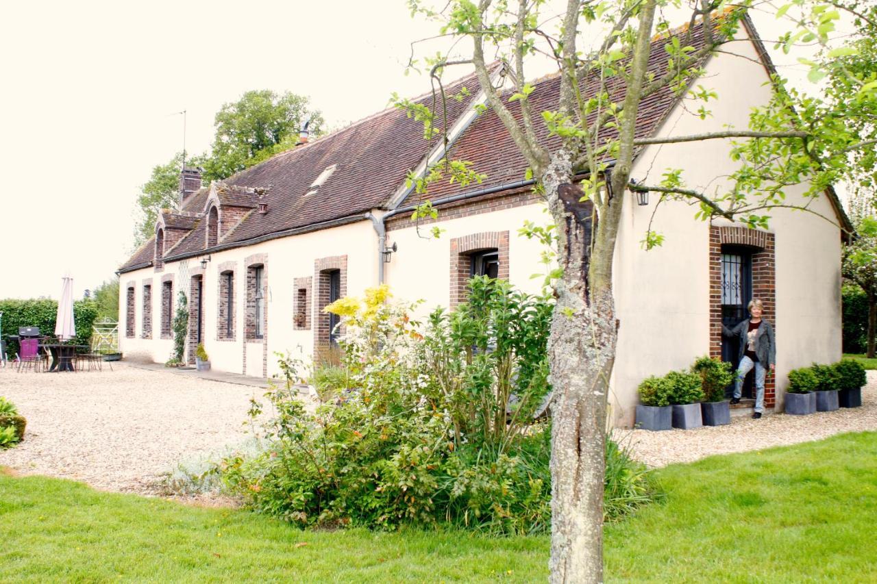 La Pastorale Bed & Breakfast La Puisaye Екстериор снимка